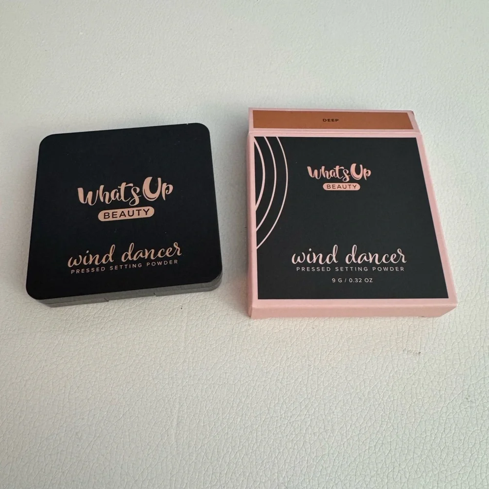 What’s Up Beauty wind dancer pressed setting powder